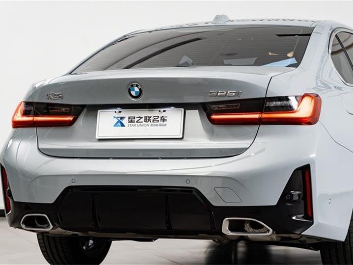 BMW 325i M-Pack 2025