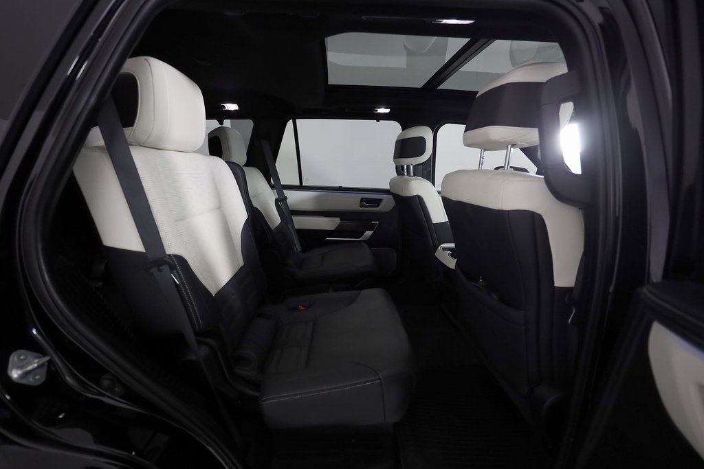 Toyota Sequoia Capstone 2023