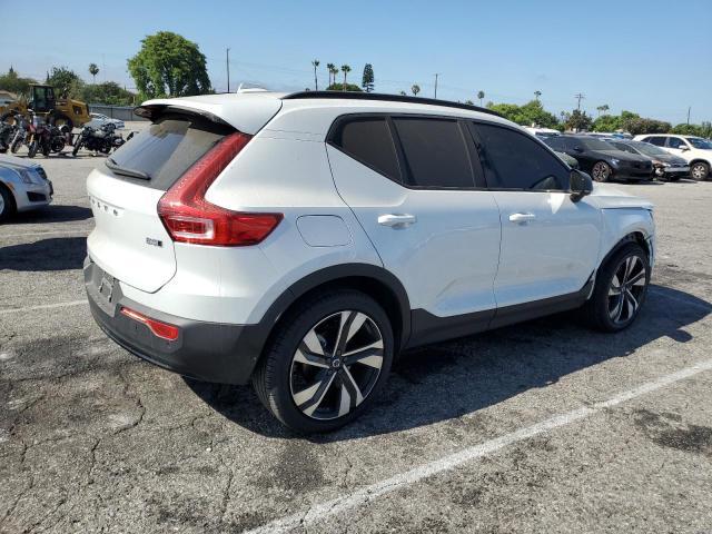 VOLVO XC40 PLUS 2023