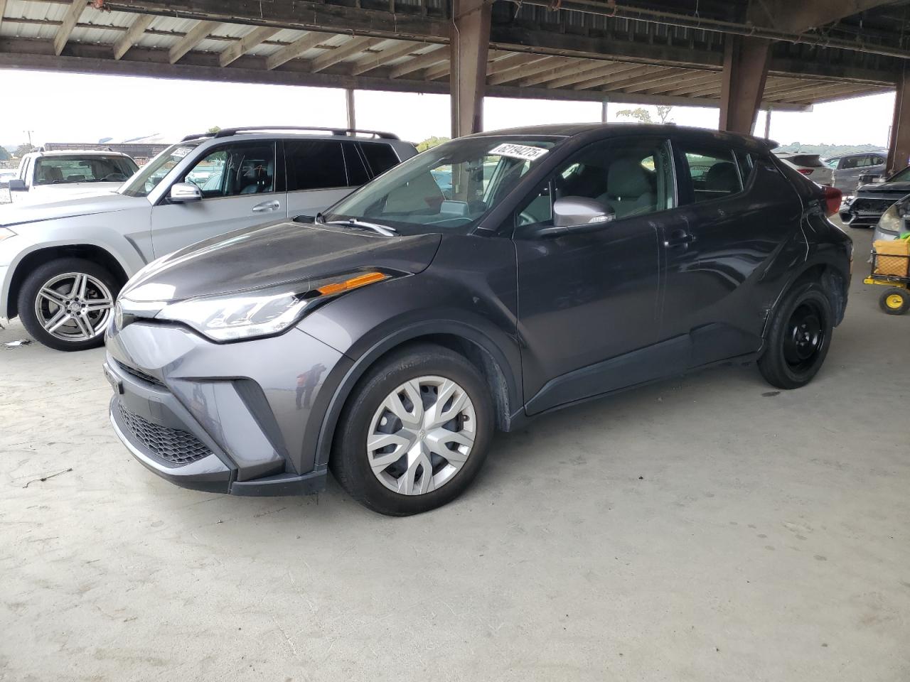 TOYOTA C-HR XLE 2021