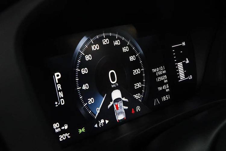 VOLVO XC60 T5 2021