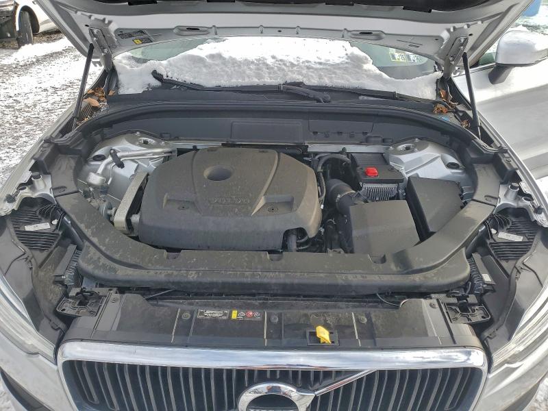 VOLVO XC60 T5 MOMENTUM 2021