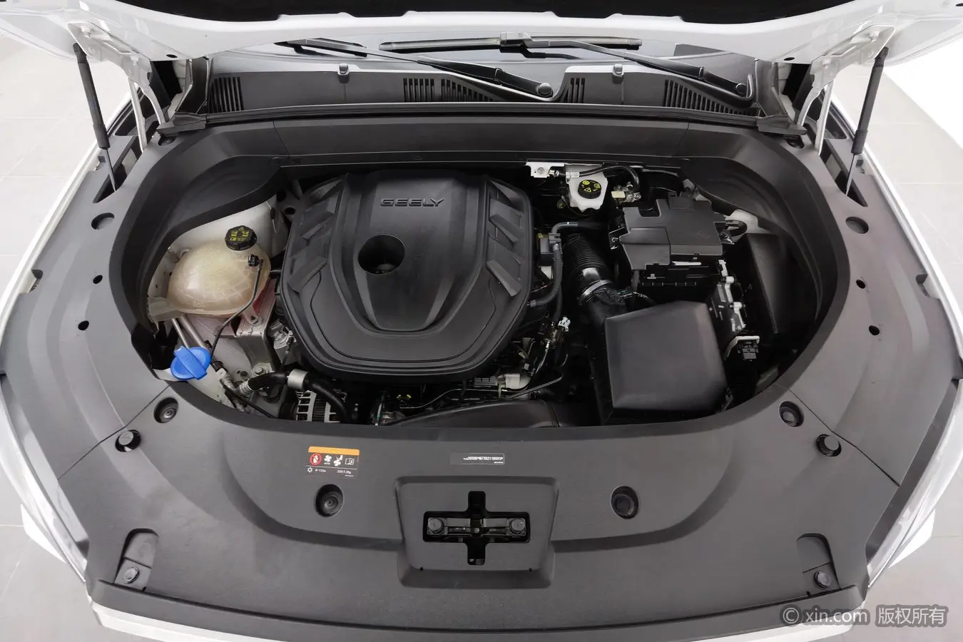 Geely Xingyue L 2021