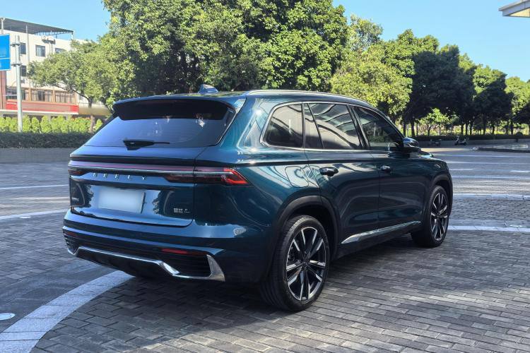 Geely Monjaro 2021
