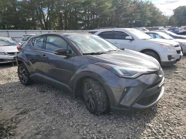 TOYOTA C-HR XLE 2021