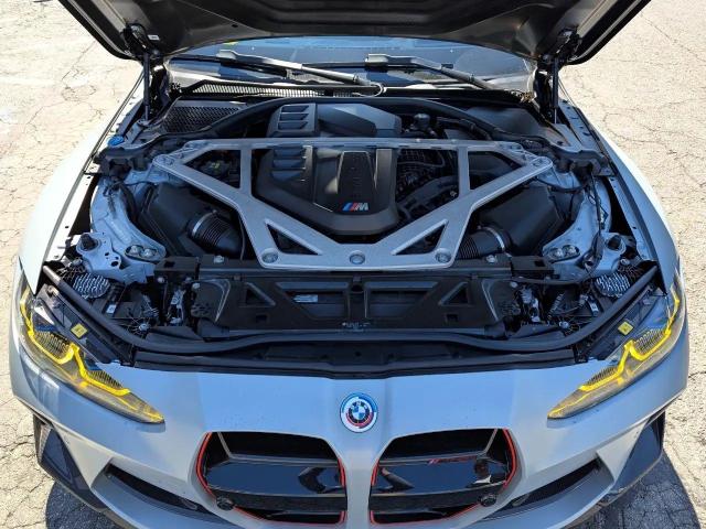 BMW M4 CSL 2023
