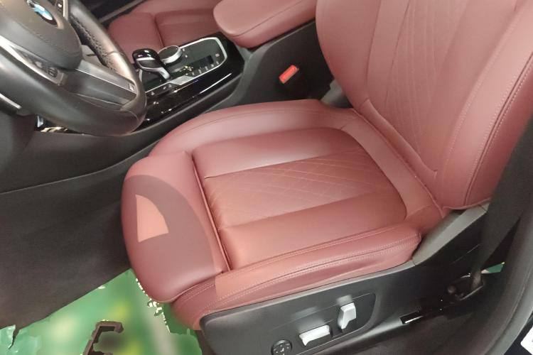 BMW X3 XDRIVE30i 2022
