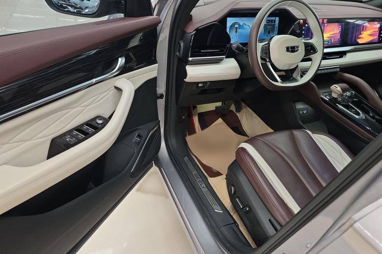 Geely Monjaro 2021
