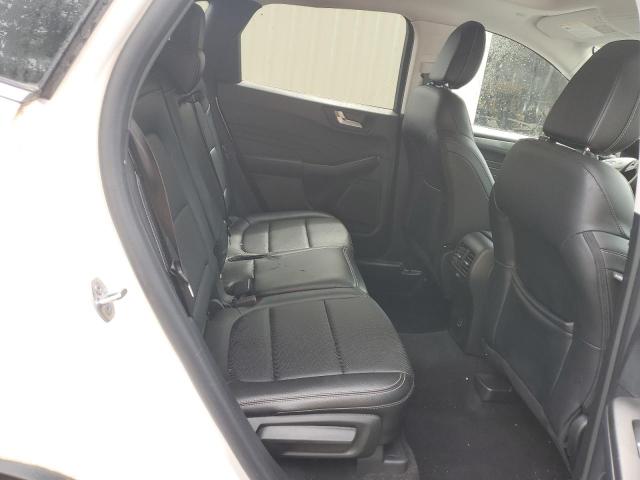 FORD ESCAPE TITANIUM 2022