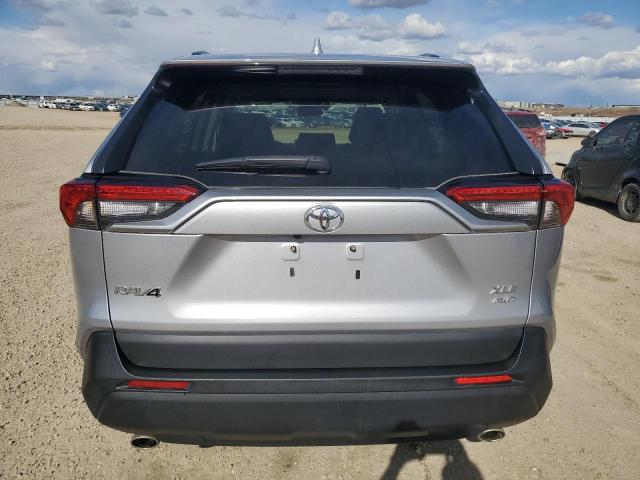 TOYOTA RAV4 XLE 2023
