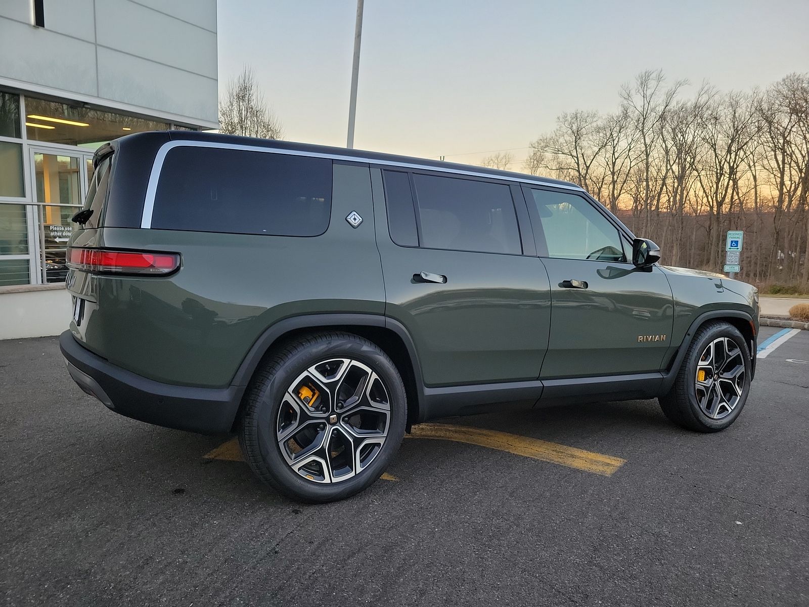 Rivian R1S Launch Edition 2022