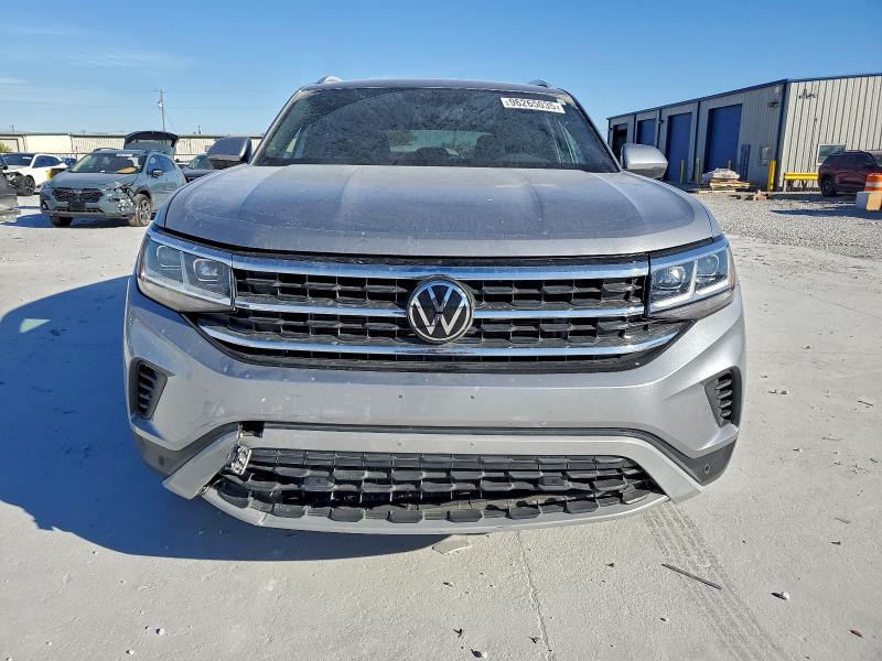 VOLKSWAGEN ATLAS CROSS 2022