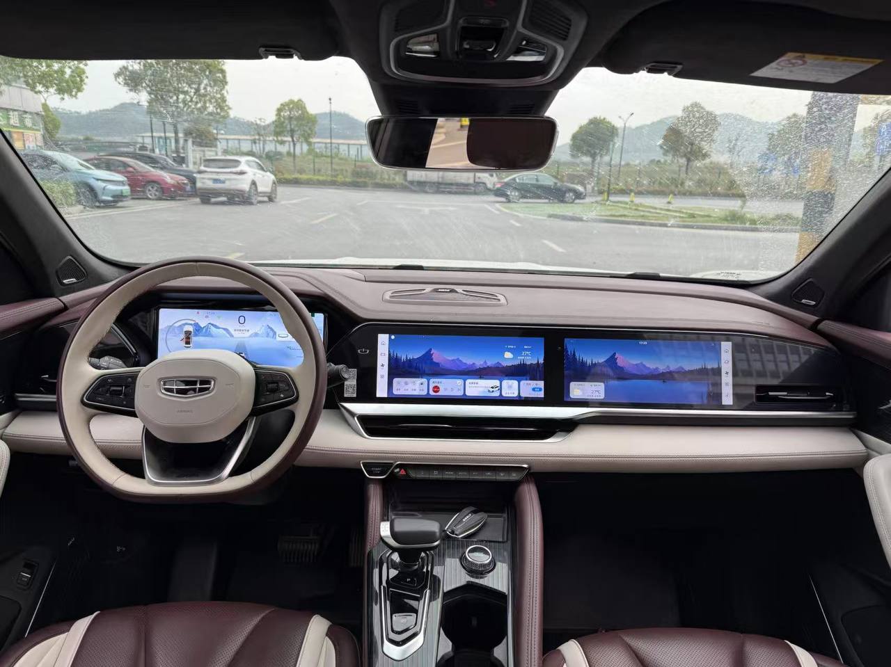 Geely Monjaro 2021