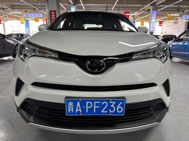 TOYOTA C-HR 2021