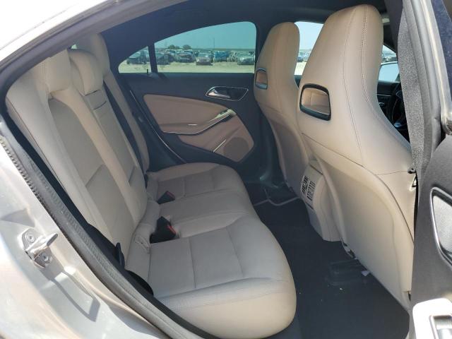 MERCEDES-BENZ CLA 250 2018