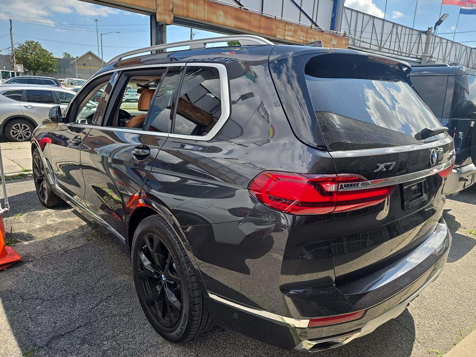 BMW X7 XDRIVE40I 2021