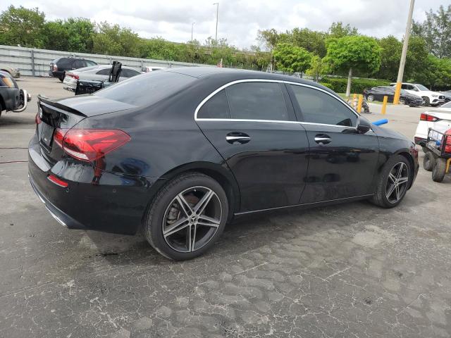 MERCEDES-BENZ A 220 2021