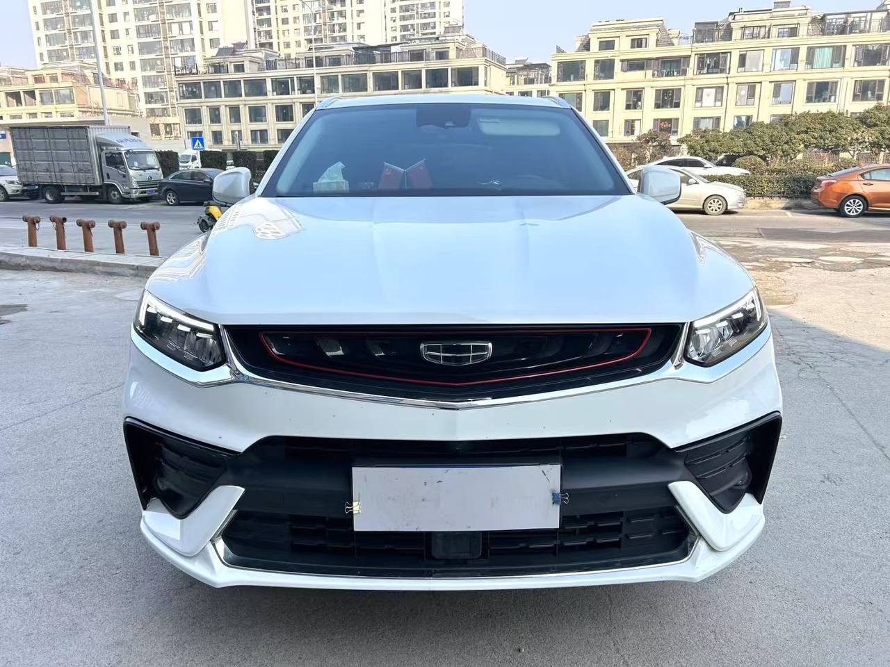 Geely Tugella 2021