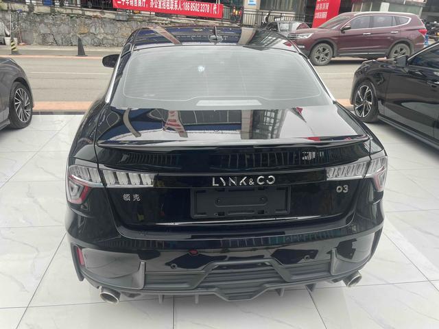 Lynk&Co 03 2022