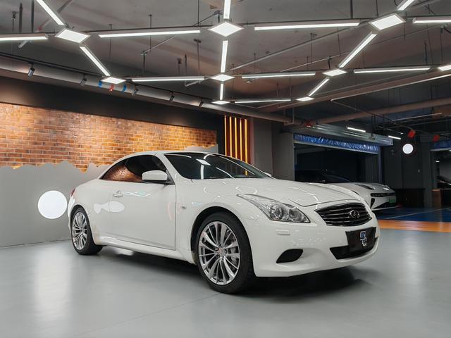 INFINITI G37 2010