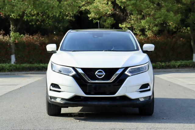 NISSAN Qashqai 2021