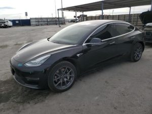 TESLA MODEL 3 2019