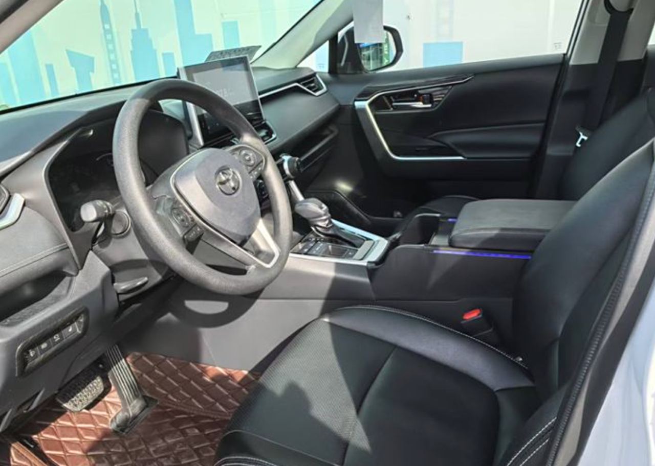 TOYOTA RAV4 2022