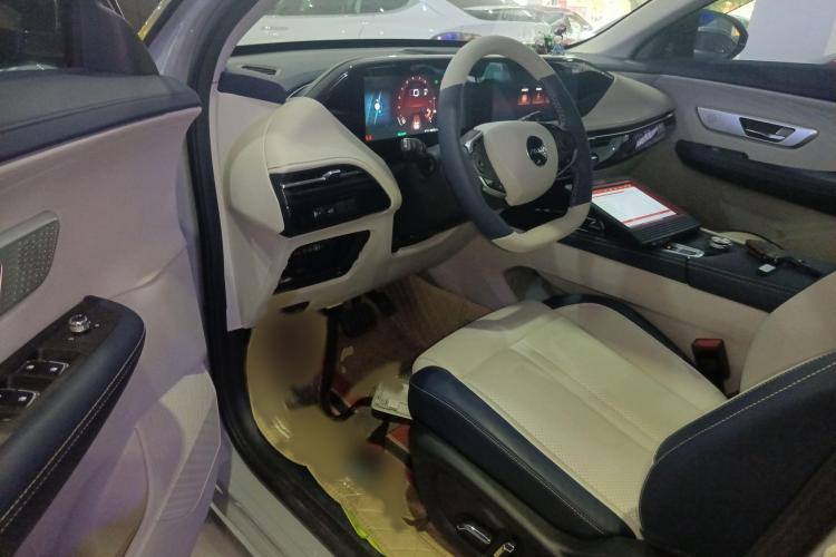 Dongfeng Aeolus Huge 2022