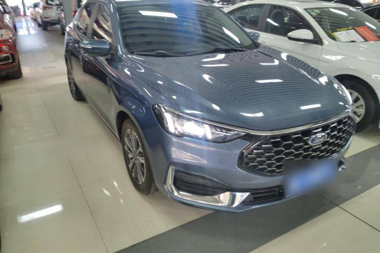 Ford Escort 2021