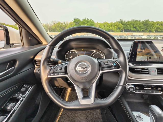 NISSAN ALTIMA 2021