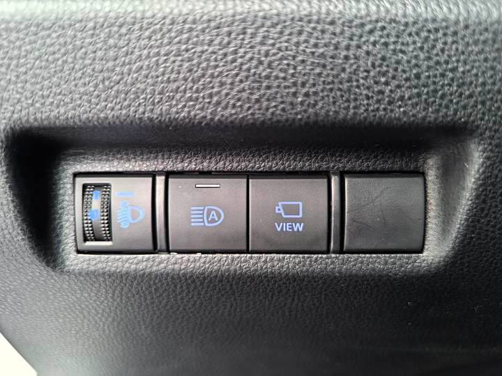 TOYOTA RAV4 2021