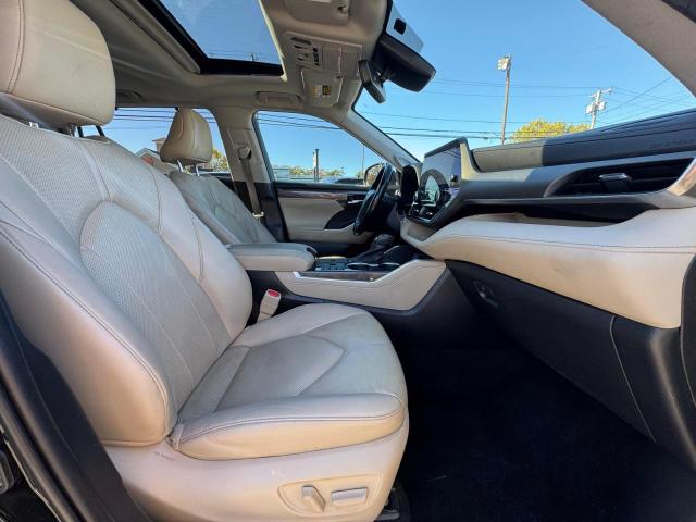 TOYOTA HIGHLANDER L 2023