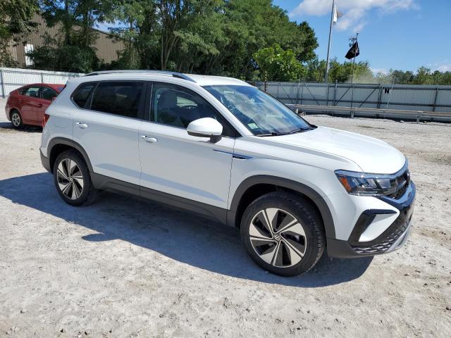 VOLKSWAGEN TAOS SE 2023