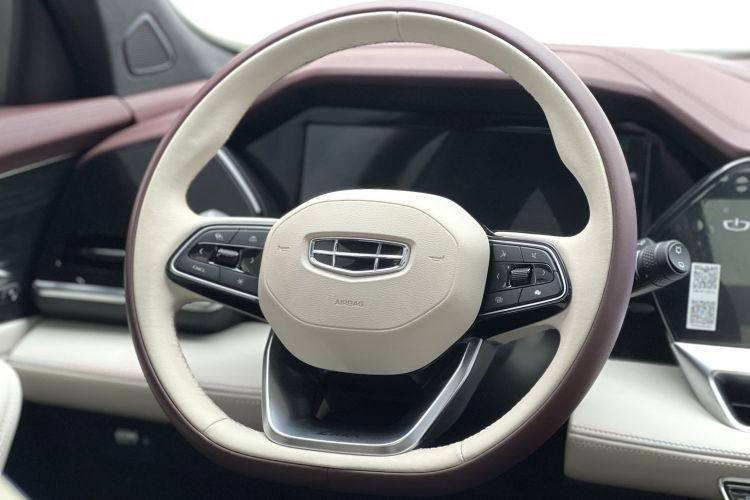 Geely Monjaro 2021