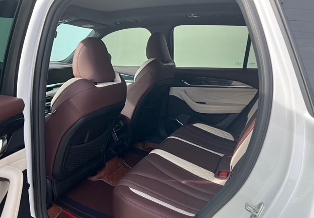 Geely Monjaro 2021