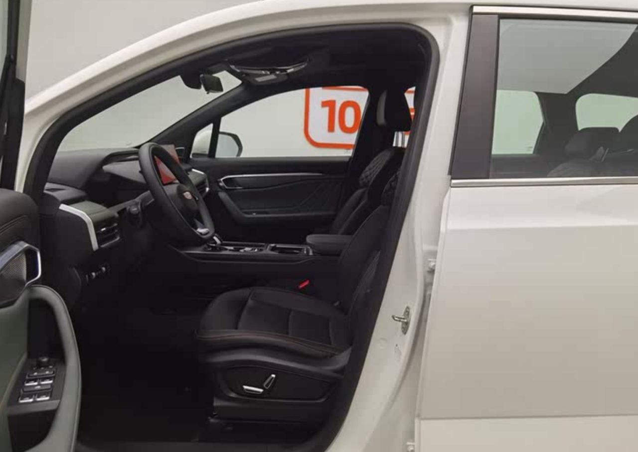 Geely Haoyue L 2023