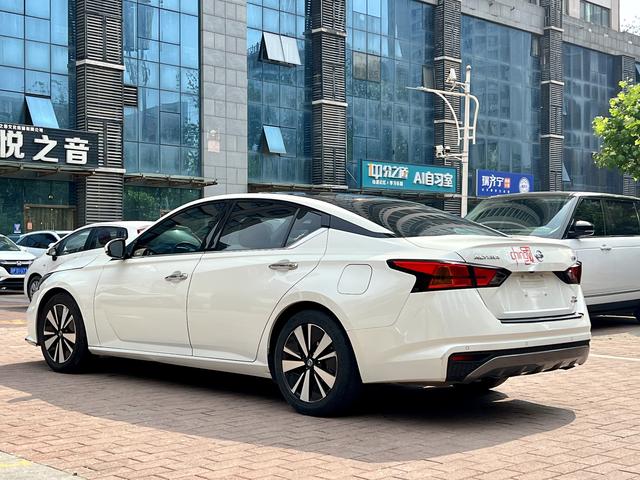 NISSAN ALTIMA 2021