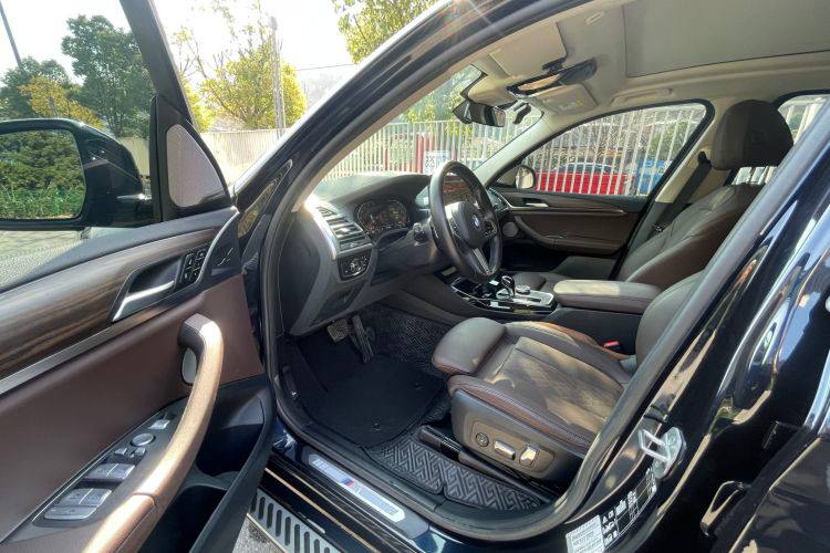 BMW X3 XDRIVE30i 2022