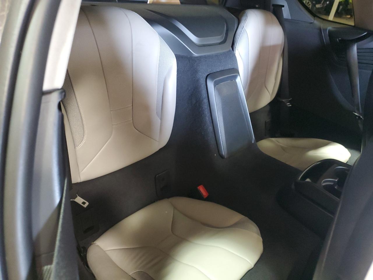 BMW I8 2016