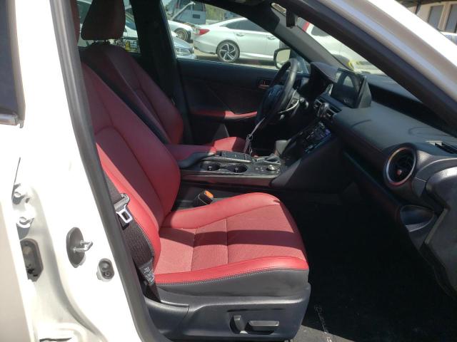 LEXUS IS 300 2021