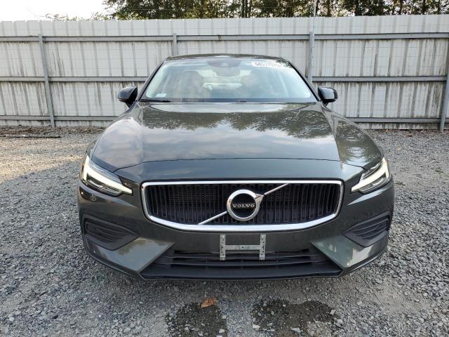 VOLVO S60 T5 MOMENTUM 2020