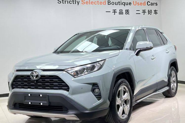 TOYOTA RAV4 2021