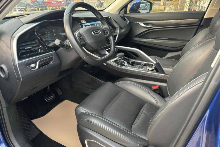 Geely Tugella 2020