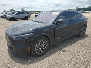 FORD MUSTANG MACH-E PREMIUM 2024