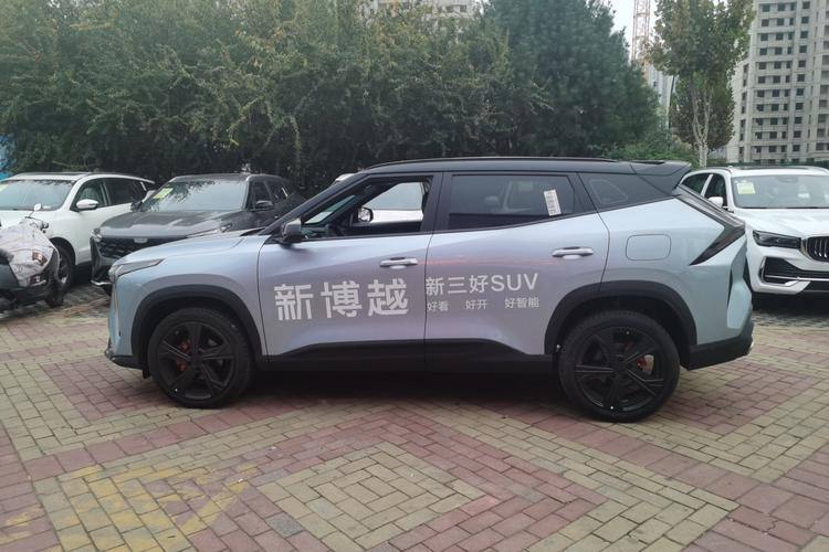 GEELY BOYUE 2024