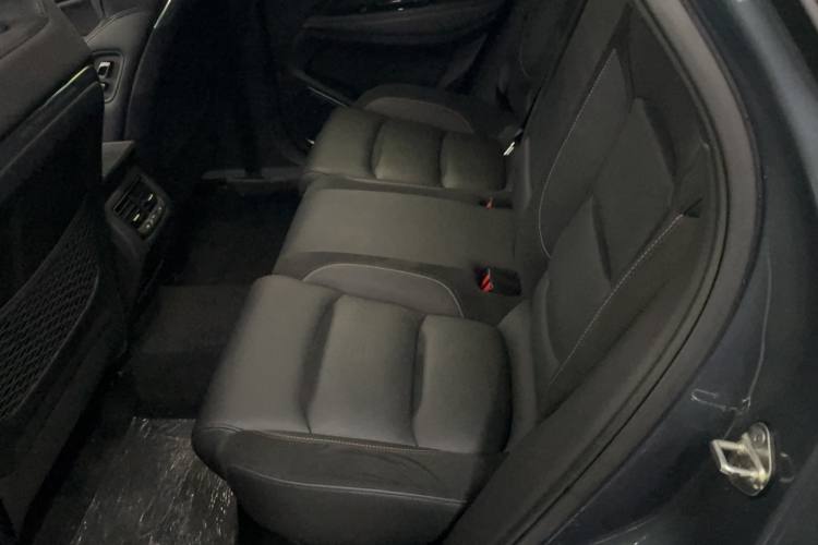 Geely Tugella 2019