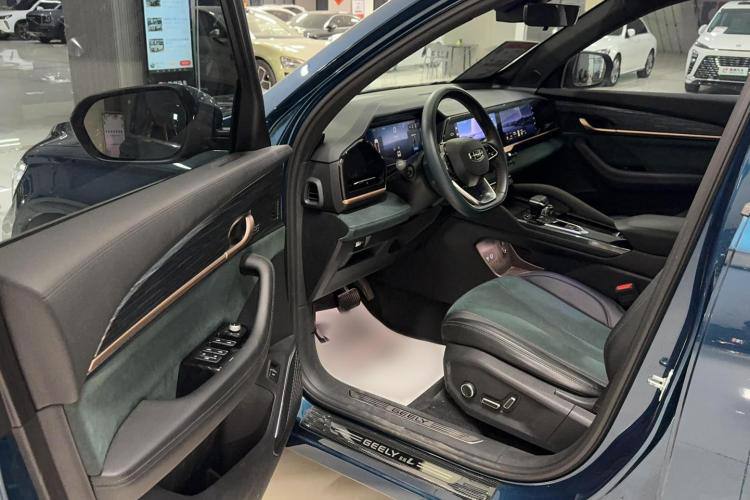 Geely Monjaro 2021