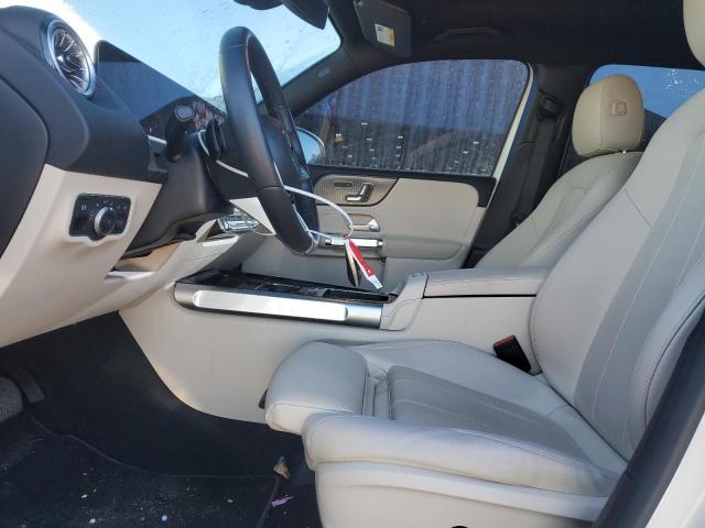MERCEDES-BENZ GLB 250 2024