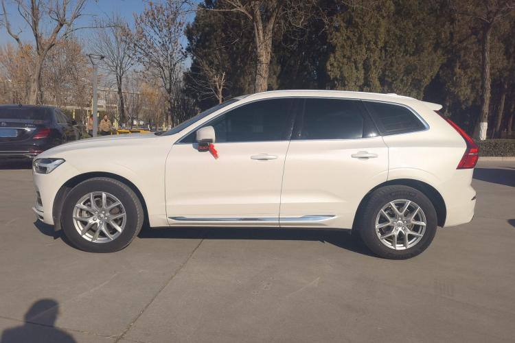 Volvo XC60 2021