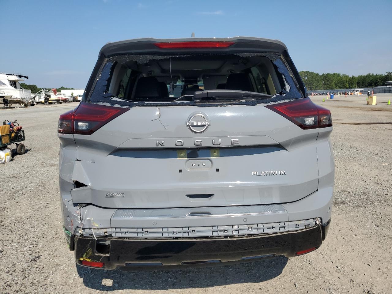 NISSAN ROGUE PLATINUM 2024